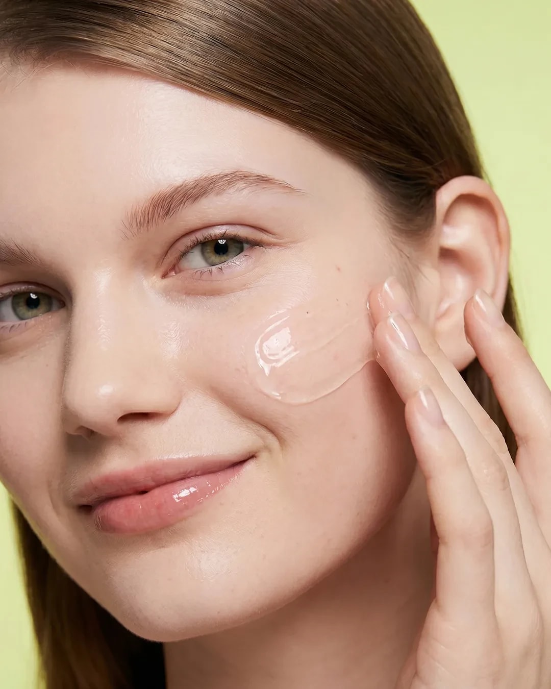 Low-pH Clarifying Cica Gel Cleanser 2